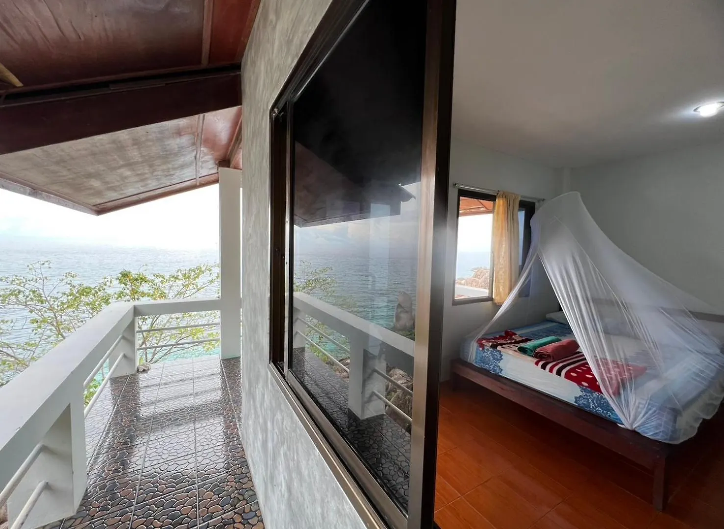 Char Bungalows Ko Tao