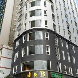 **** Hotel J&b & Vietnam