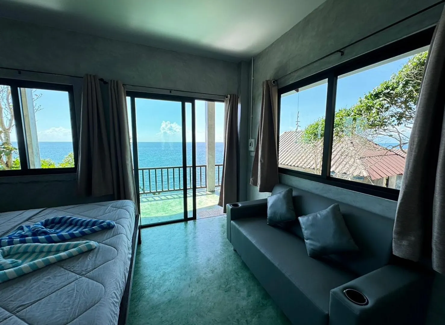 Char Bungalows Ko Tao